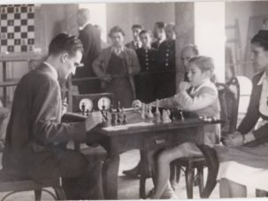 El día  en que Manuel de Agustín jugó al ajedrez  con Benavente (I)