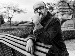 Alberto Olmos: «Me veo solo y amargado a los ochenta años, es casi mi objetivo»